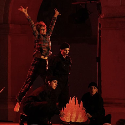 Il soprano Chiara Maria Fiorani nel ruolo di Le Feu / Le Rossignol, nell' Enfant et Les Sortileges, al Festival della Valle D'Itria a Luglio del 2025