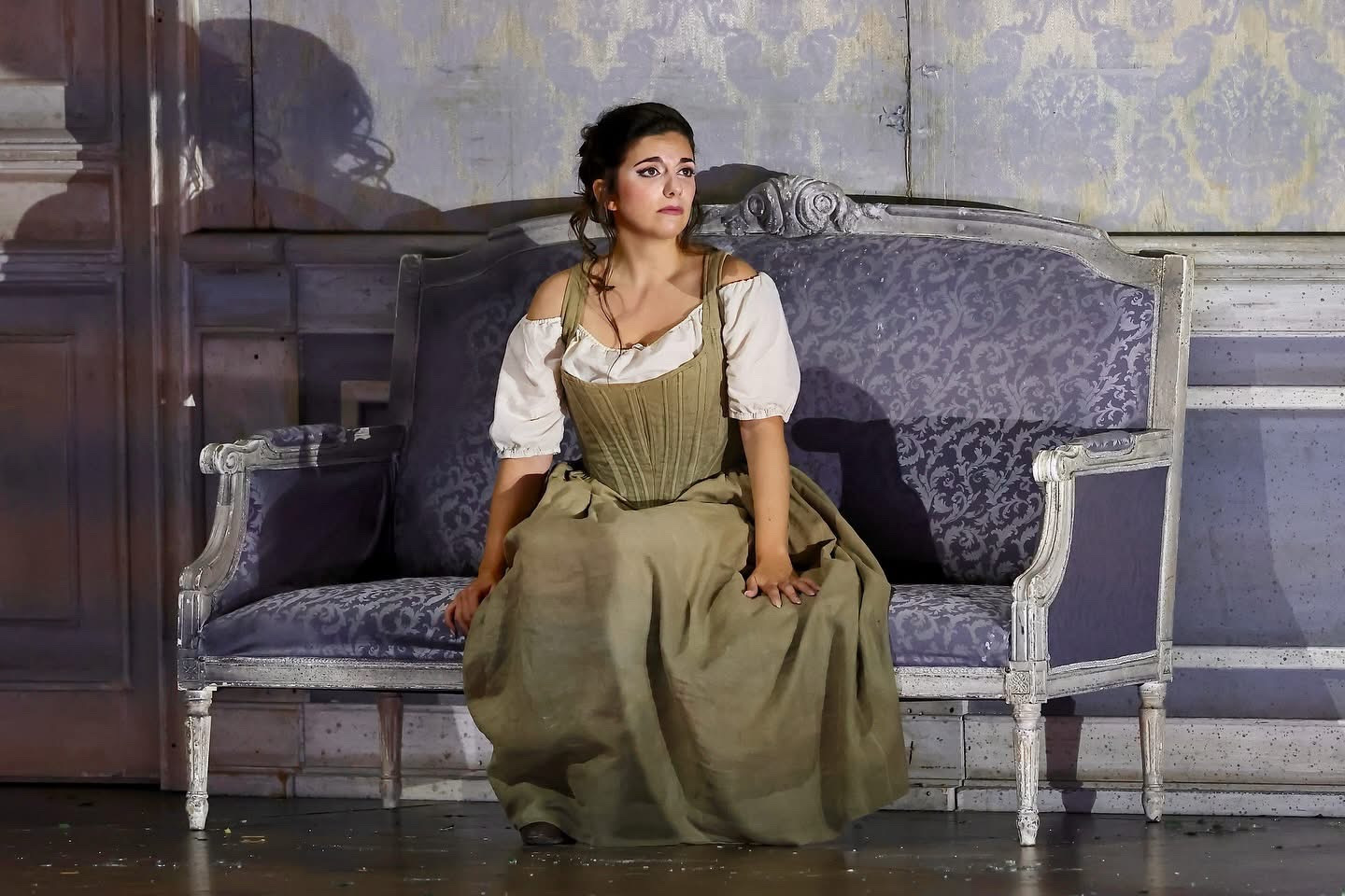 Chiara Maria Fiorani soprano, nel ruolo di Zerlina in Don Giovanni al Teatro Carlo Felice di Genova anno 2025.
