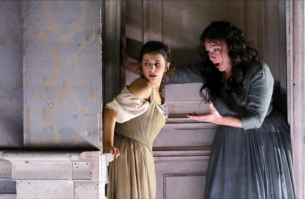 Chiara Maria Fiorani soprano, nel ruolo di Zerlina in Don Giovanni al Teatro Carlo Felice di Genova anno 2025.